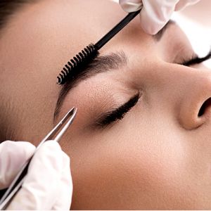 Diseño. Perfilado, Henna y Botox de Cejas